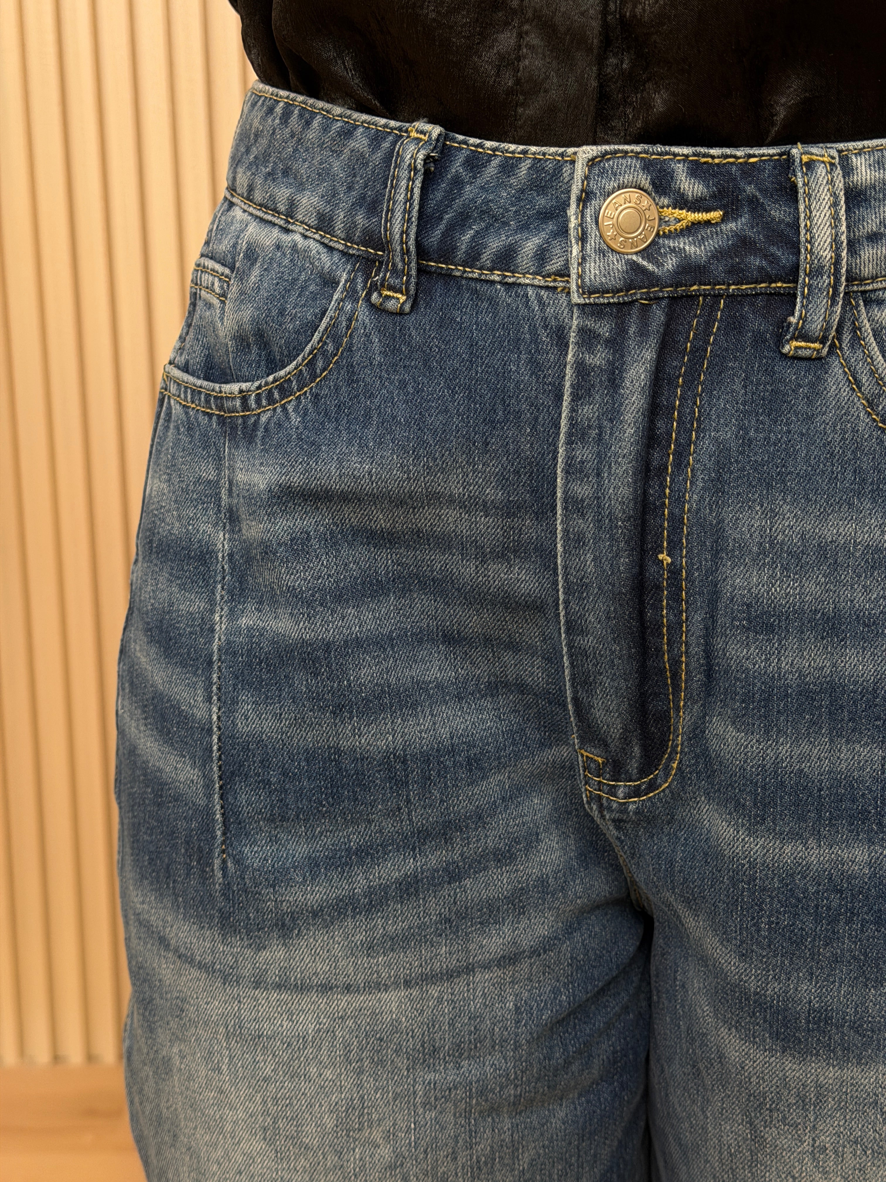 Good Luck Barrel Jean